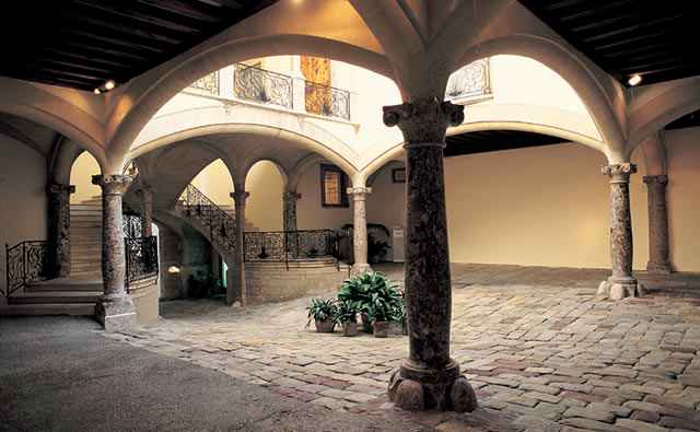 Tradition and architecture: an impressive Majorcan combo